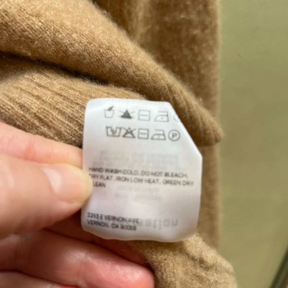 Reformation Dana Cashmere Crew Sweater size small - Picture 12 of 15